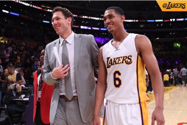 公益布局并 公益布局并