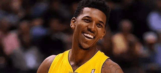 冠席位与争 冠席位与争